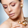 Orecchini set oro14kt con perle di fiume e lavorazione satinata.Designer Gabriela Rigamonti