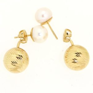 Orecchini perle in oro 14kt diamantato con perla di fiume.Designer Gabriela Rigamonti