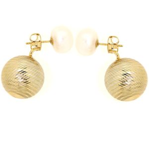 Orecchini perle fiume in oro 14kt con effetto diamantatura.Designer Gabriela Rigamonti